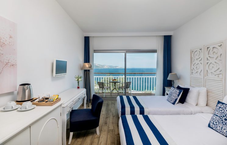 Blue Dreams Resorts & Spa Deniz Manzaralı Oda 1