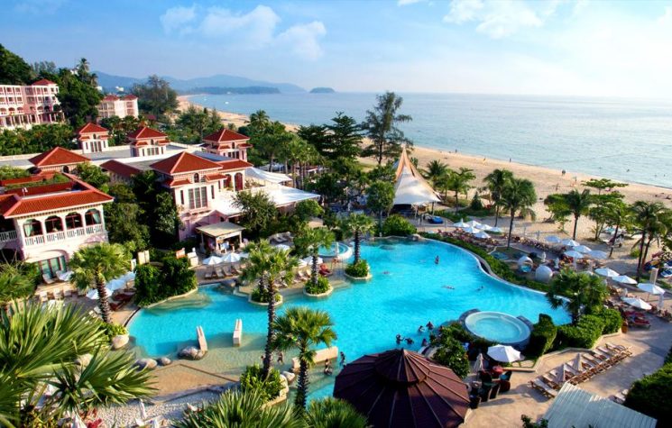 Centara Grand Beach Resort Phuket 1