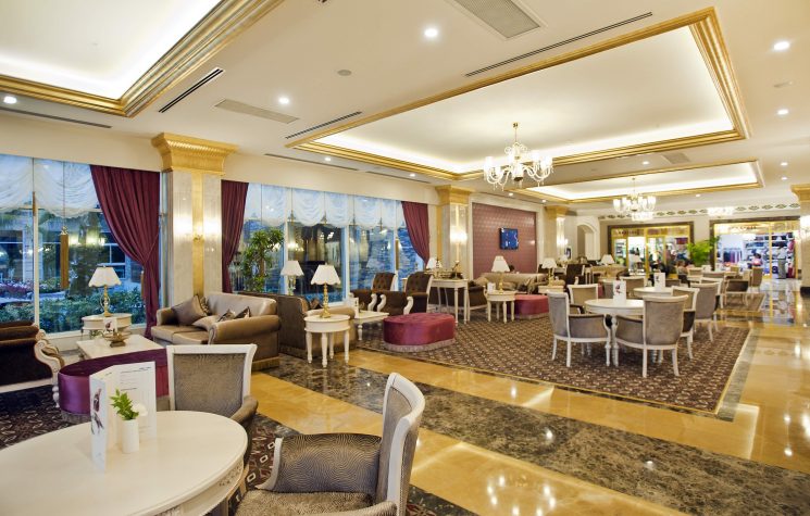 Crystal Palace Luxury Resort & Spa 4