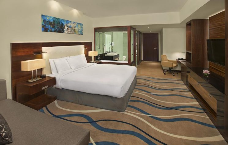 DoubleTree by Hilton Hotel & Residences Dubai 2