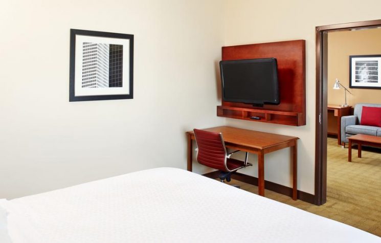 Four Points by Sheraton Houston Hobby Airport -6