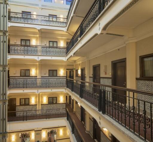 Hampton Inn & Suites Mexico City -Centro Historico 4