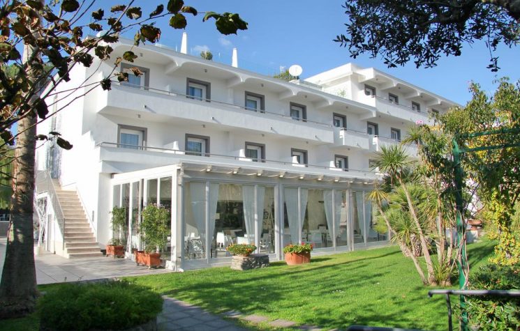 Hotel Marad 1