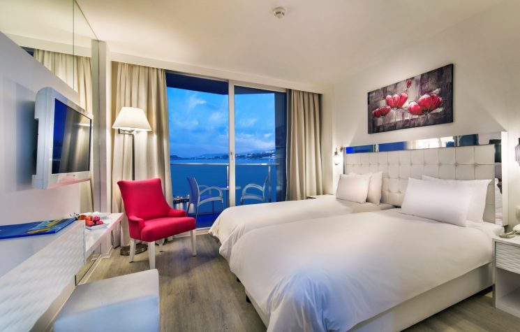 Le Bleu Hotel & Resort Standart Deniz Manzaralı Oda 3
