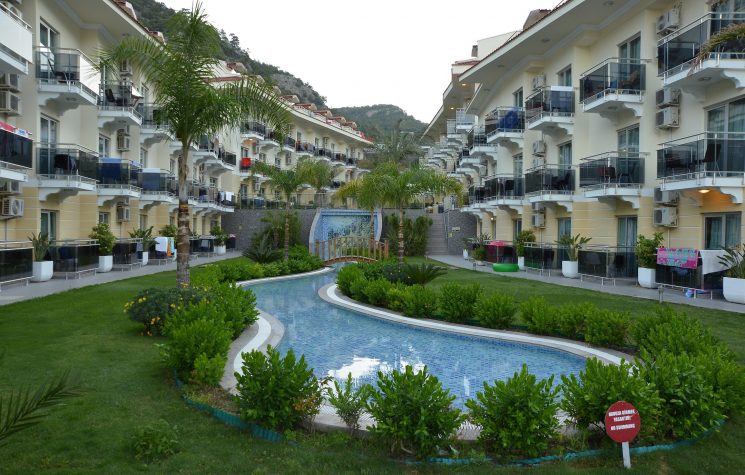 Montebello-Resort-Hotel 1