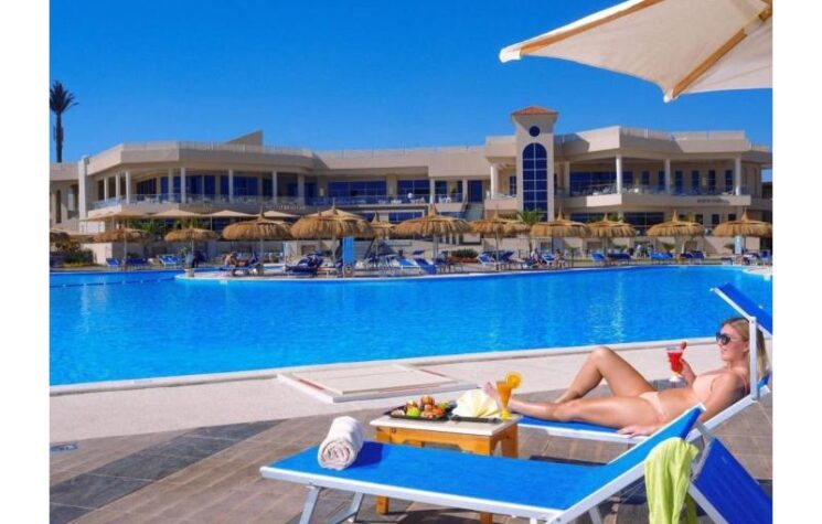 Pickalbatros Royal Moderna Resort 3