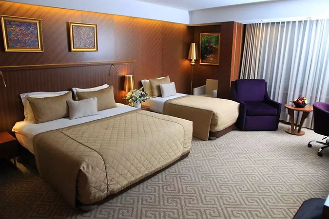 Zimmer Bosphorus Hotel 11